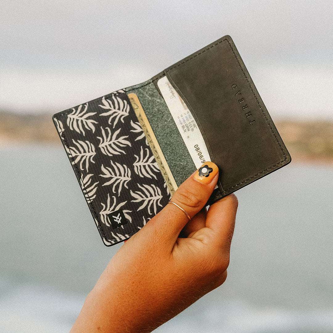 Palms | Bifold Wallet | Black/Tan